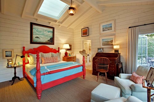Lower Three Arch Bay Home: Bedroom
